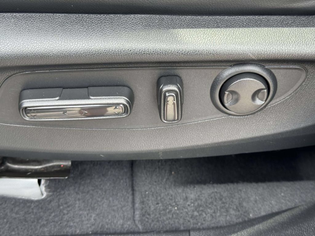 Certified 2023 Honda CR-V EX-L image 17