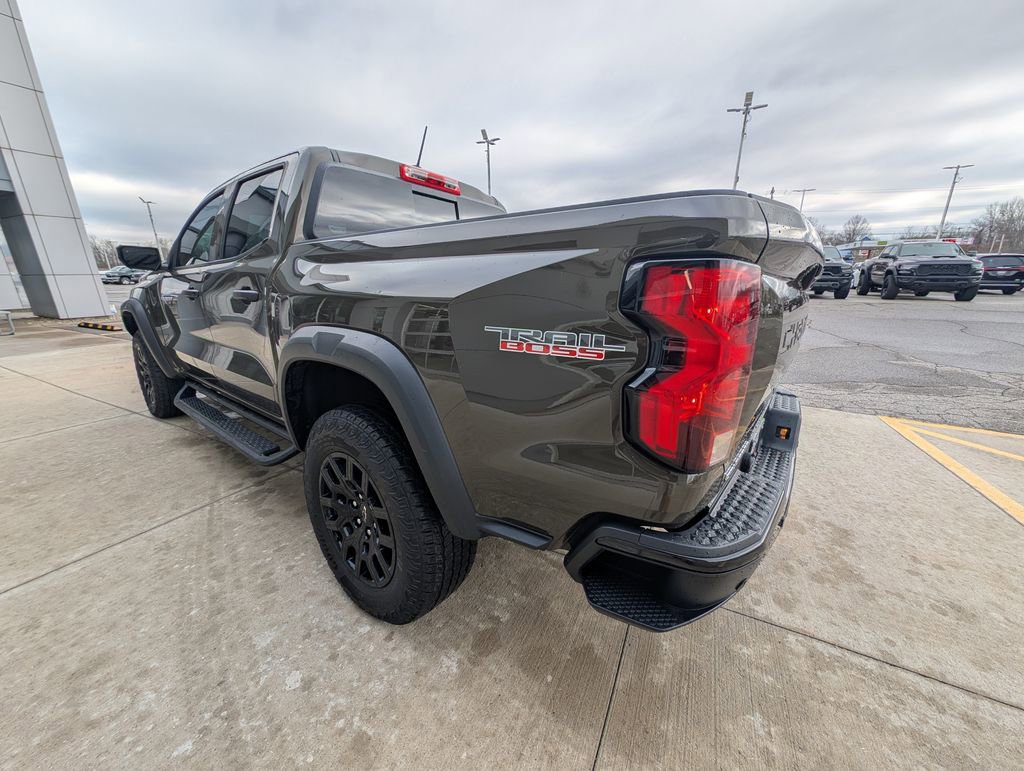 Used 2024 Chevrolet Colorado Trail Boss w/ Technology Package image 6