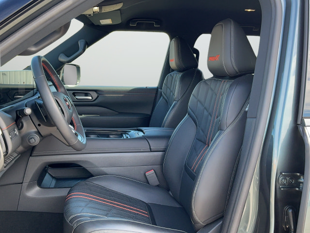 Certified 2026 Nissan Armada PRO-4X w/ Captain's Chari Seat Package AWD/4WD image 20