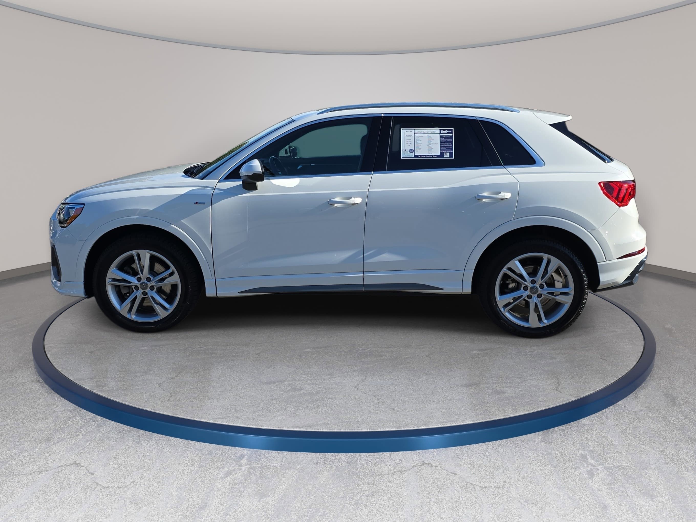 Used 2020 Audi Q3 2.0T Premium w/ Convenience Package AWD/4WD image 8