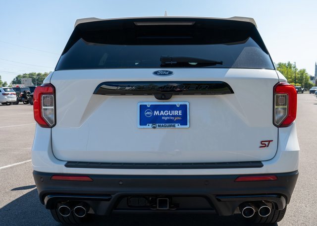 Used 2022 Ford Explorer ST w/ ST Street Pack image 7