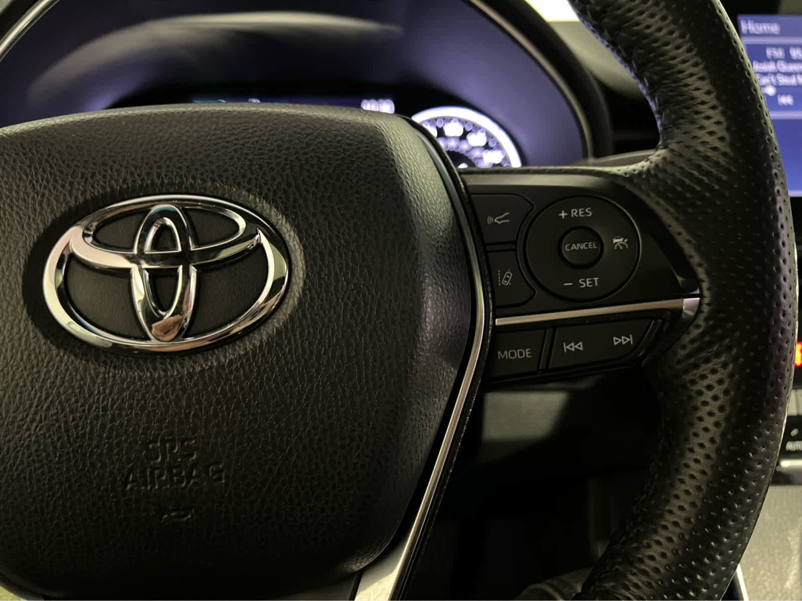 Used 2022 Toyota Avalon Limited w/ Advanced Safety Package FWD image 20