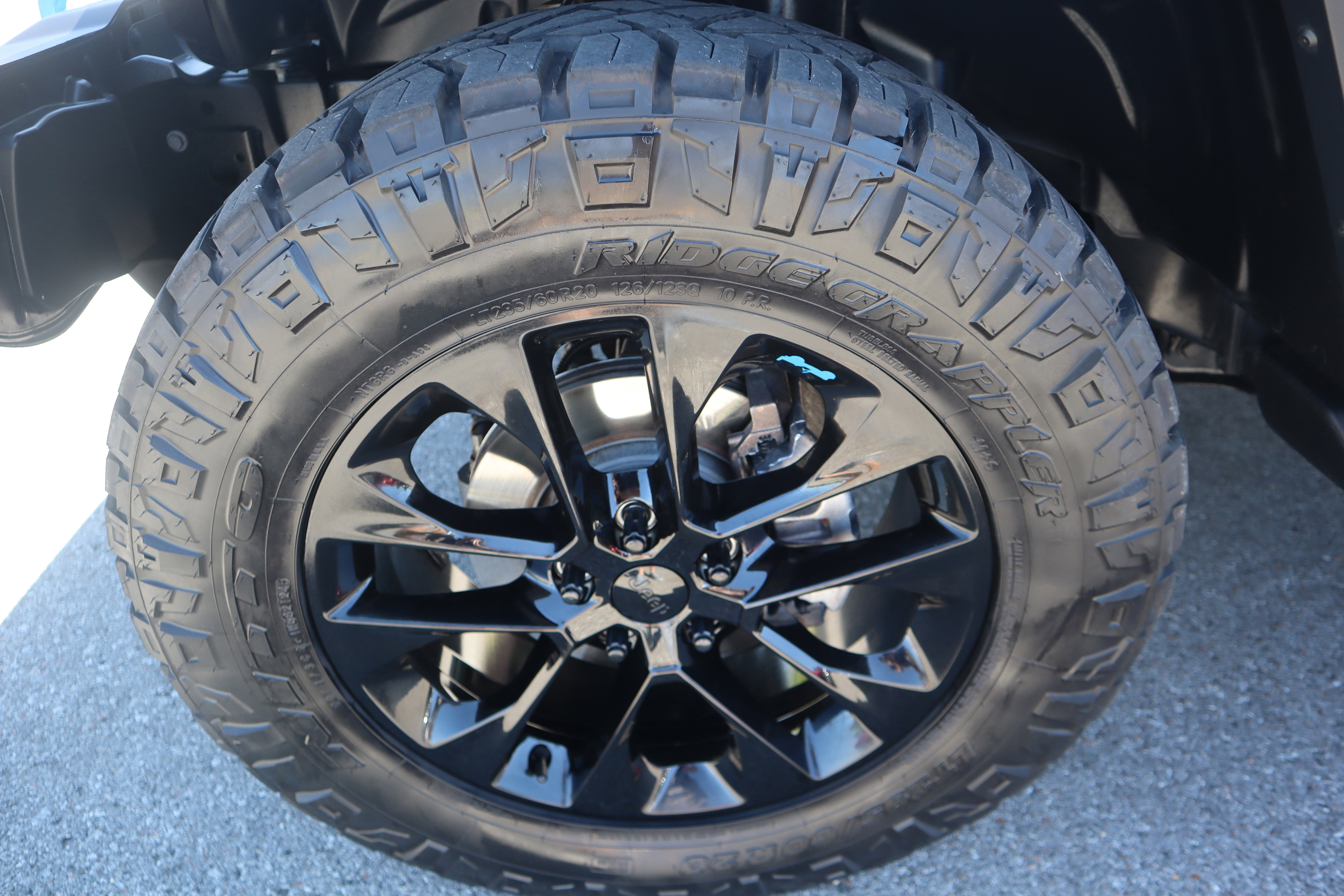 Used 2022 Jeep Wrangler Unlimited Sahara w/ Cold Weather Group image 10