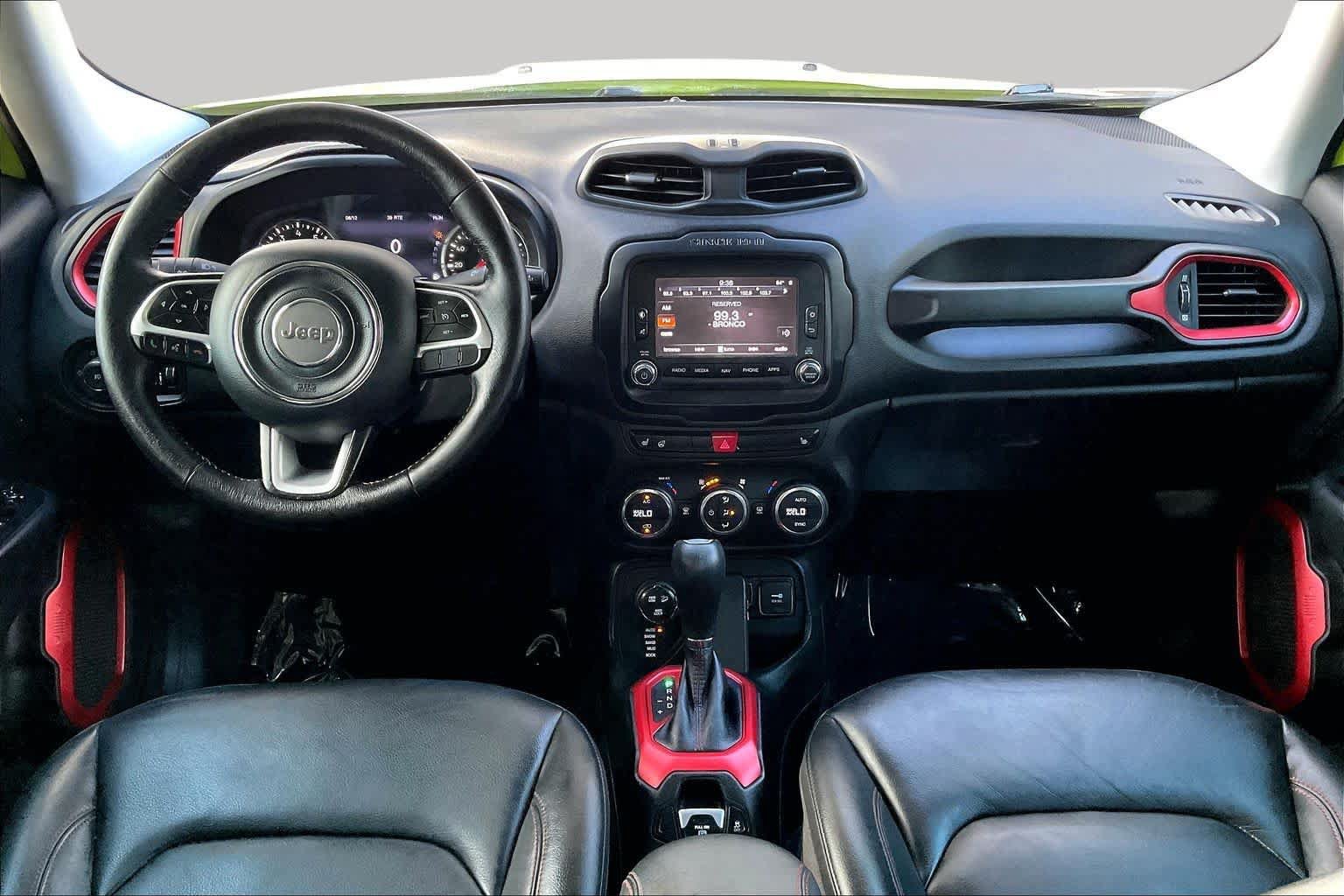 Used 2017 Jeep Renegade Trailhawk w/ Premium Trailhawk Package AWD/4WD image 16