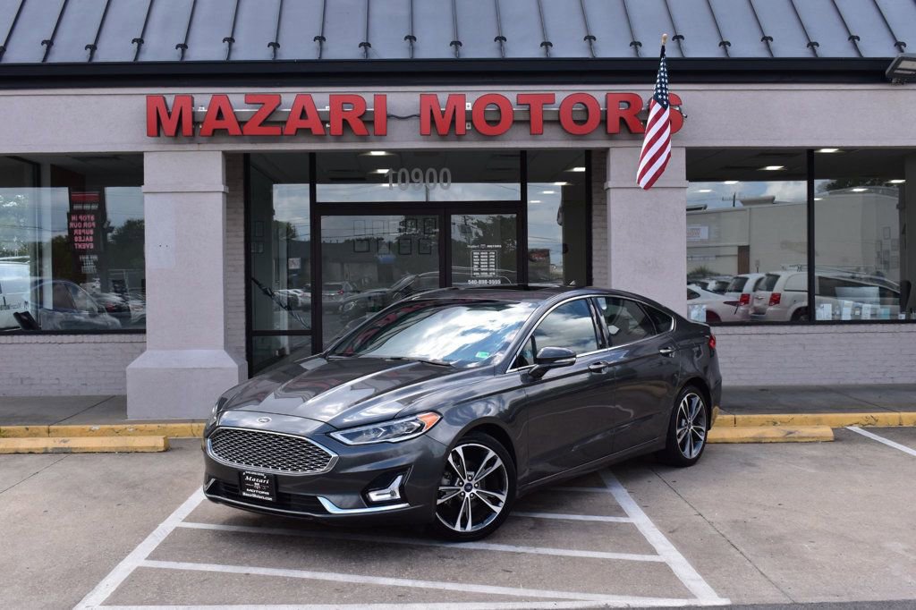 Used 2020 Ford Fusion Titanium image 2