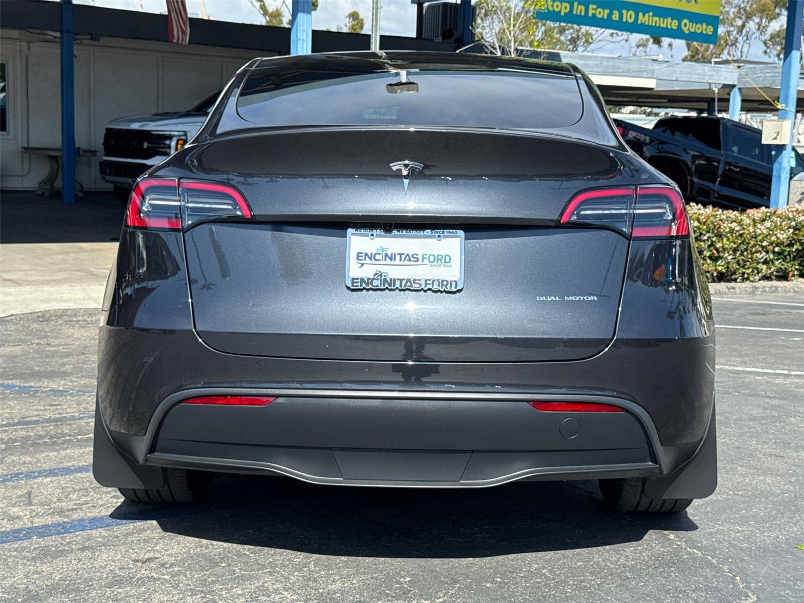 Used 2025 Tesla Model Y Long Range AWD/4WD image 13