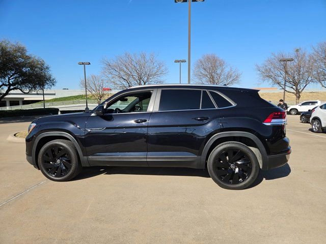 Used 2024 Volkswagen Atlas Cross Sport SE AWD/4WD image 8