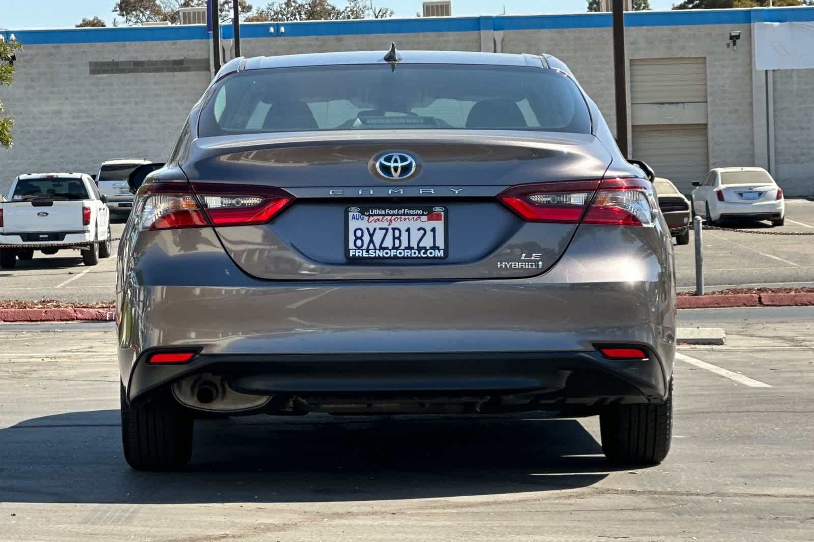Used 2021 Toyota Camry LE FWD image 6
