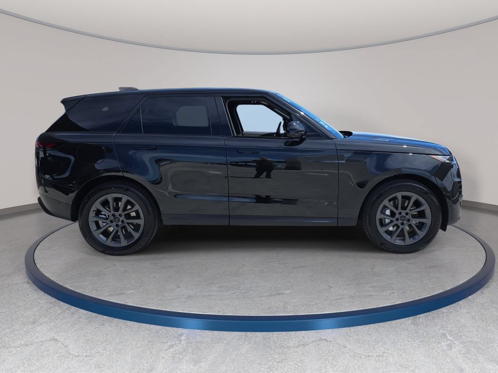New 2026 Land Rover Range Rover Sport SE AWD/4WD image 4