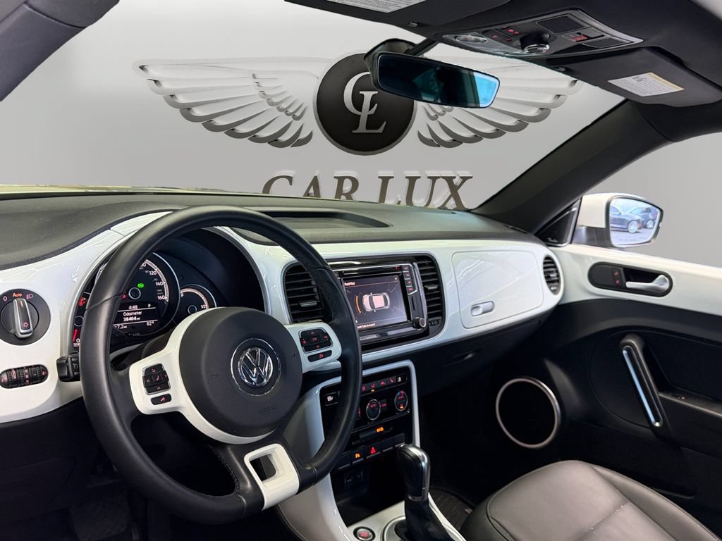 Used 2019 Volkswagen Beetle 2.0T SE FWD image 17
