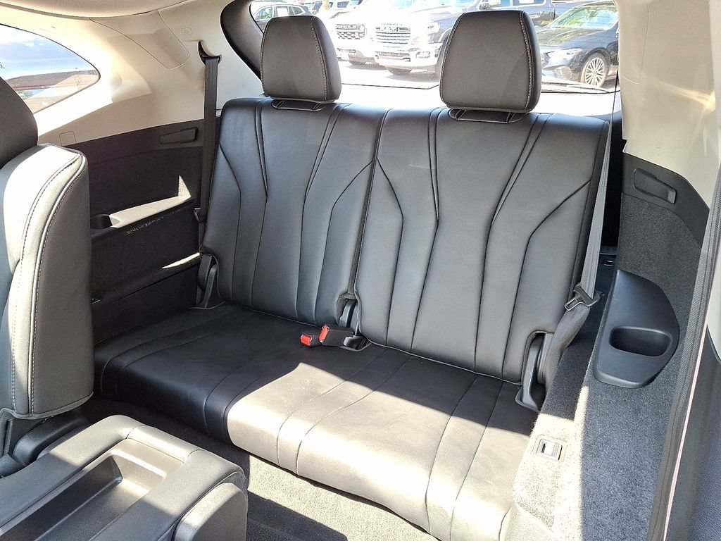 Used 2024 Acura MDX w/ Technology Package AWD/4WD image 10