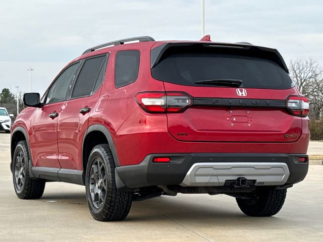 Used 2024 Honda Pilot TrailSport image 6