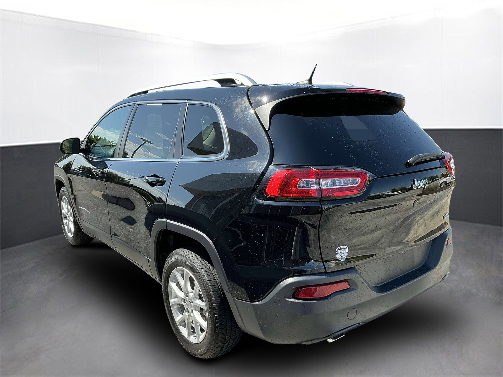 Used 2018 Jeep Cherokee Latitude image 4