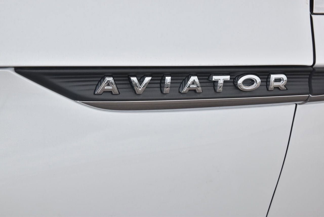 New 2026 Lincoln Aviator AWD image 40