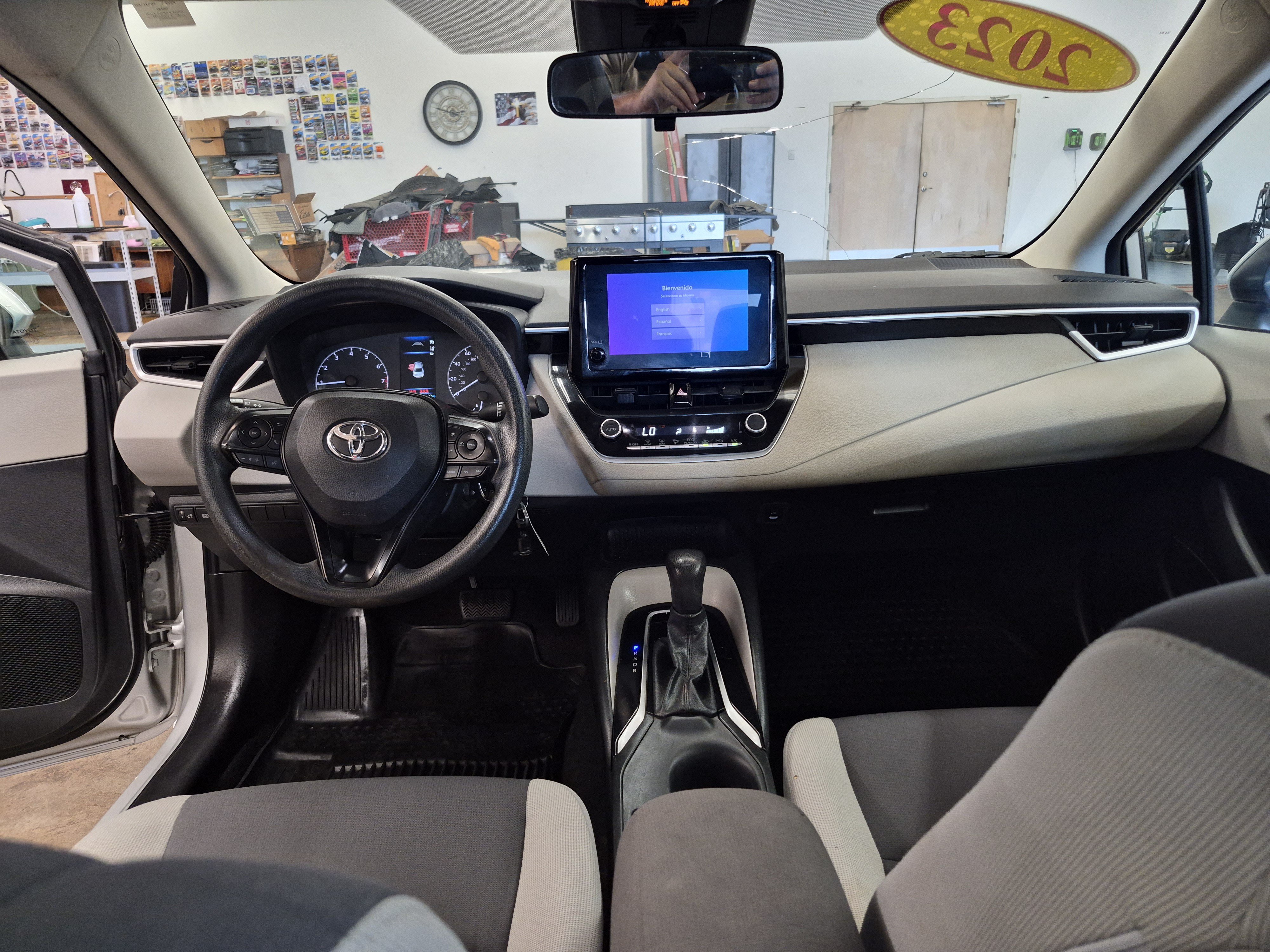 Used 2023 Toyota Corolla LE FWD image 17