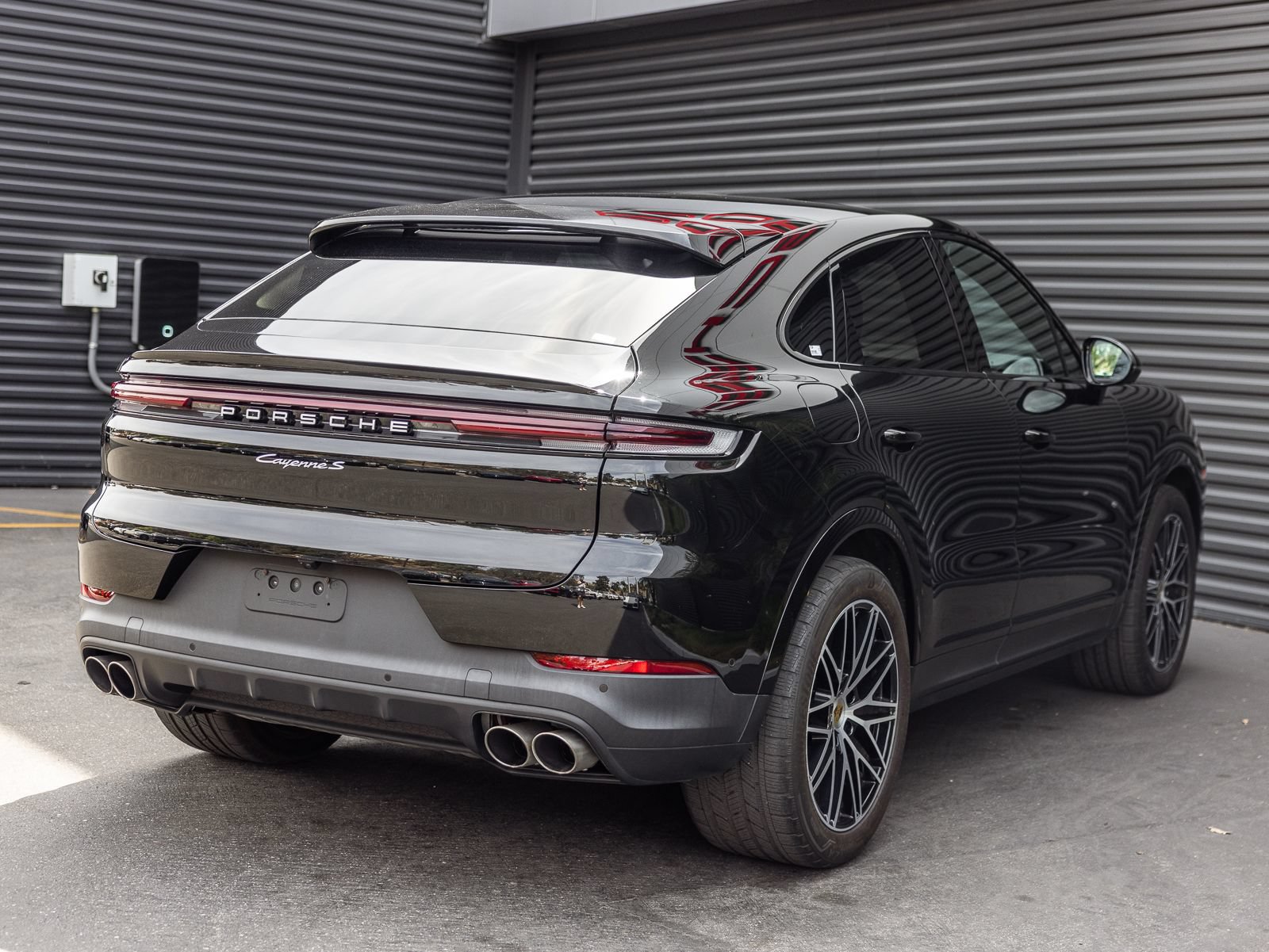 Certified 2024 Porsche Cayenne S AWD/4WD image 10