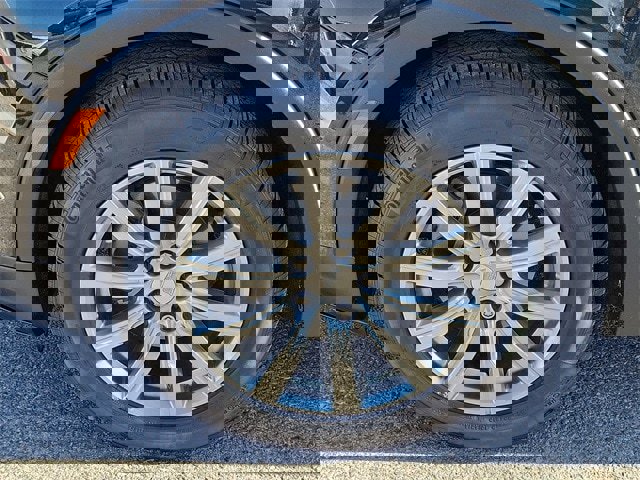 Used 2019 Cadillac XT4 Premium Luxury image 32