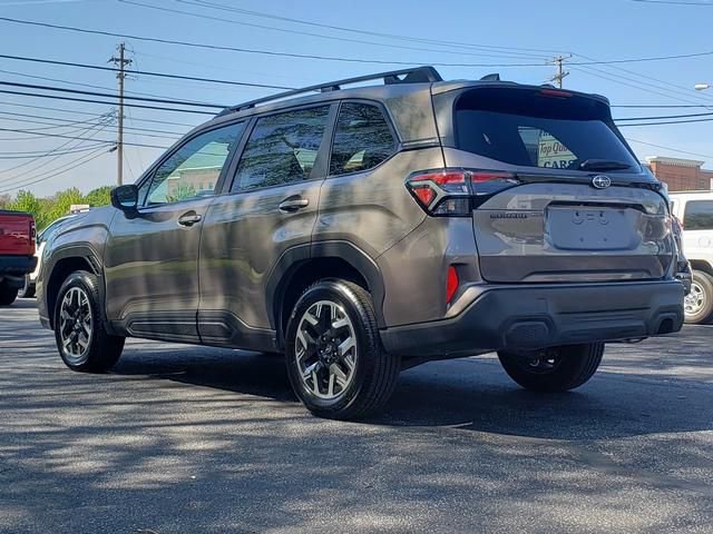 Certified 2025 Subaru Forester Premium AWD/4WD image 5