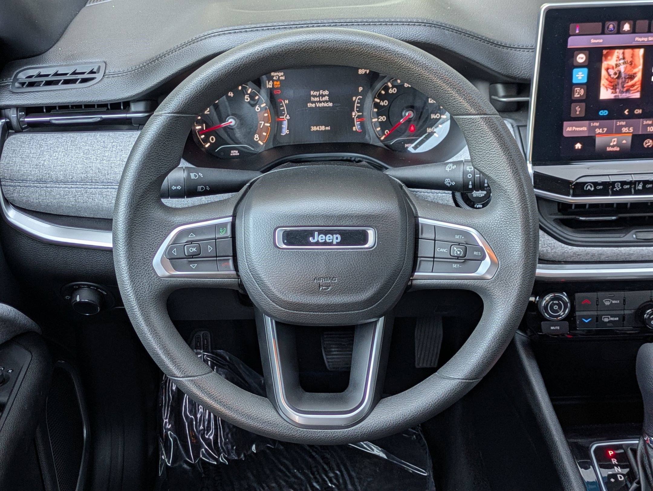 Used 2023 Jeep Compass Sport image 13