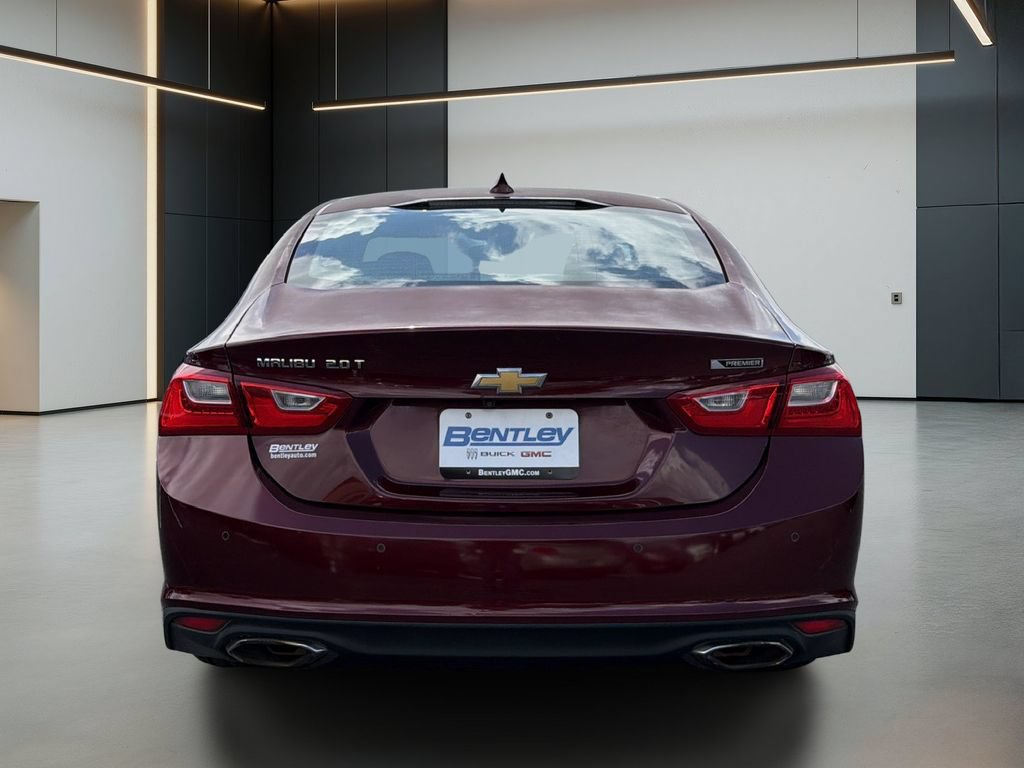 Used 2016 Chevrolet Malibu Premier w/ Driver Confidence Package II FWD image 5