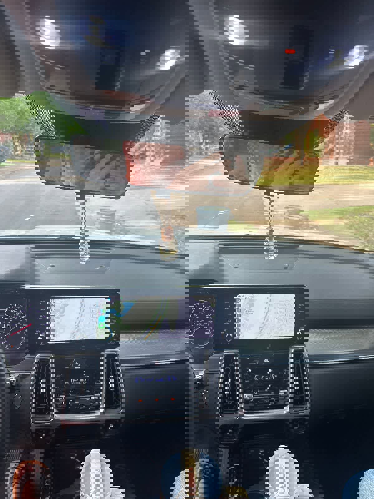 Used 2023 Kia Sorento S w/ Panoramic Sunroof Package image 8