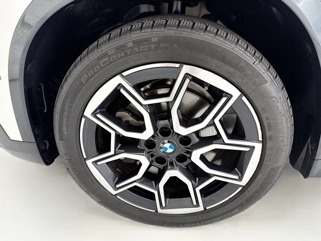 Used 2025 BMW X1 xDrive28i w/ Convenience Package AWD/4WD image 29