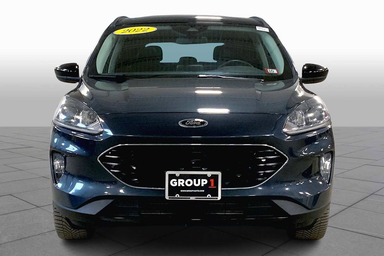 Used 2022 Ford Escape SEL w/ SEL Stealth AWD Package image 3