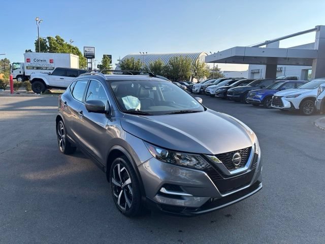 Used 2022 Nissan Rogue Sport SL AWD/4WD image 4