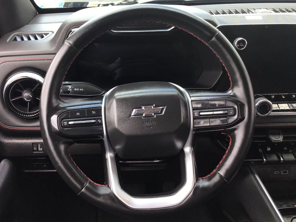 Used 2024 Chevrolet Colorado Z71 w/ Z71 Convenience Package 2 image 17