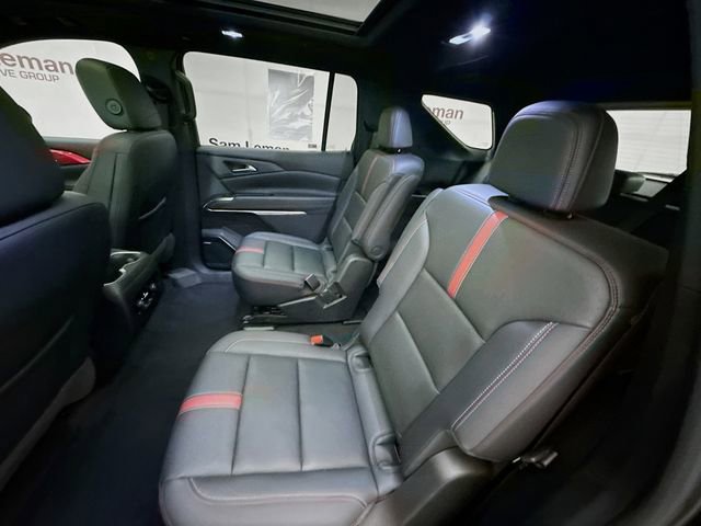 Used 2024 Chevrolet Traverse RS image 29