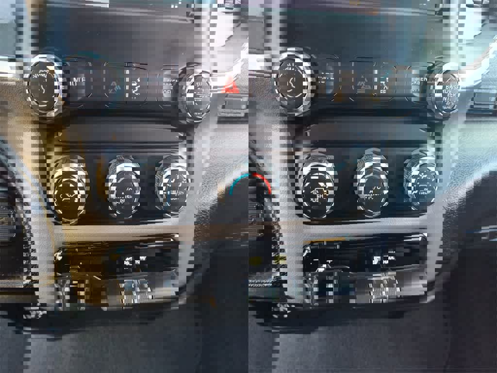 Used 2024 RAM 2500 Big Horn image 18