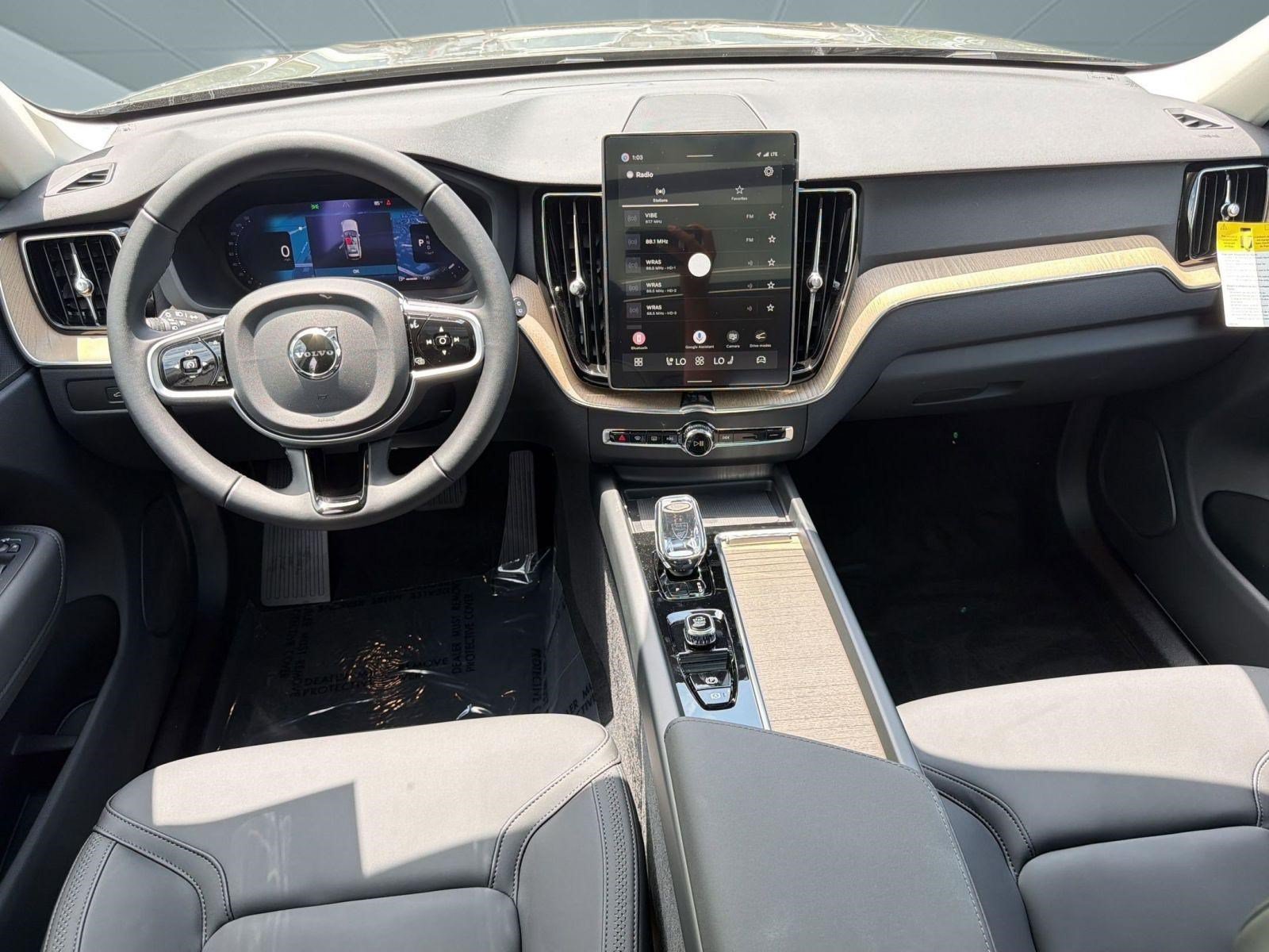 New 2026 Volvo XC60 B5 Plus w/ Protection Package Premier AWD/4WD image 16