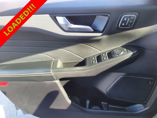 Used 2022 Ford Escape Titanium w/ Titanium Elite Package image 24