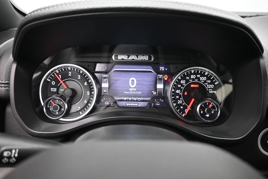Used 2023 RAM 1500 Laramie AWD/4WD image 13