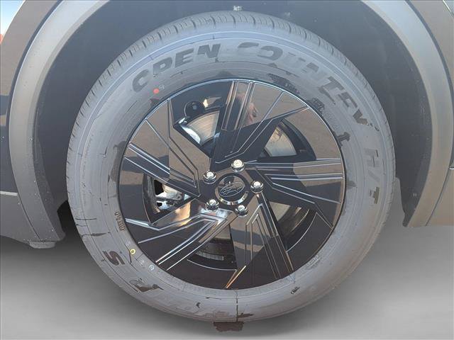 Used 2026 Subaru Uncharted Premium FWD image 10