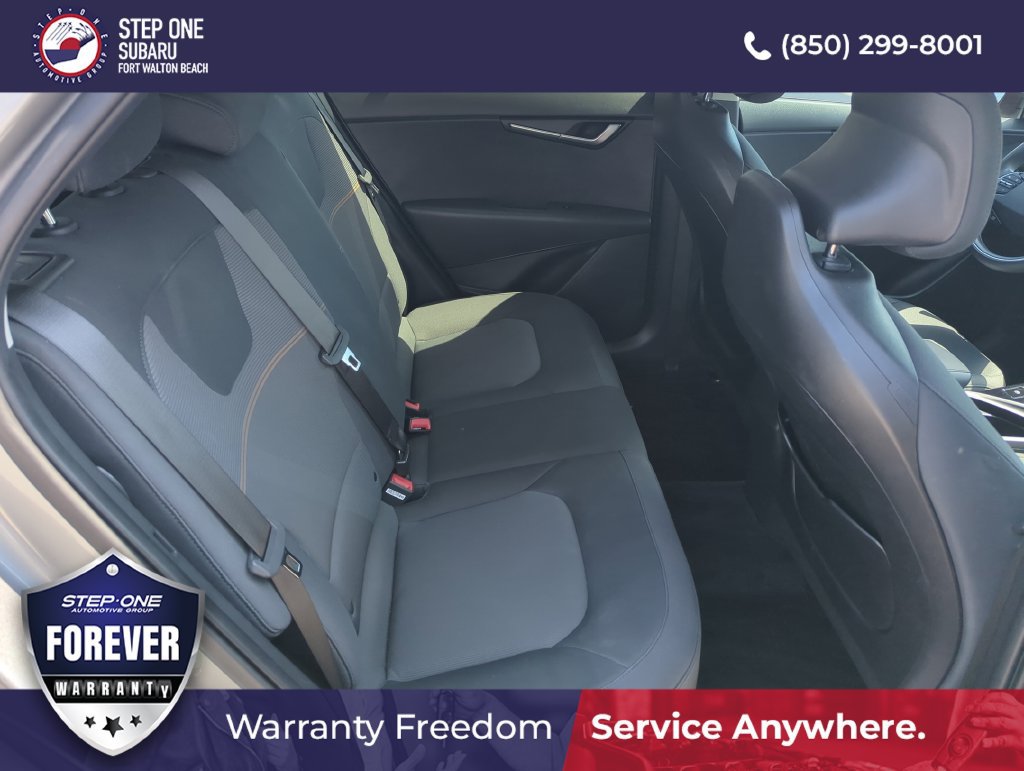Used 2025 Kia Niro LX FWD image 31