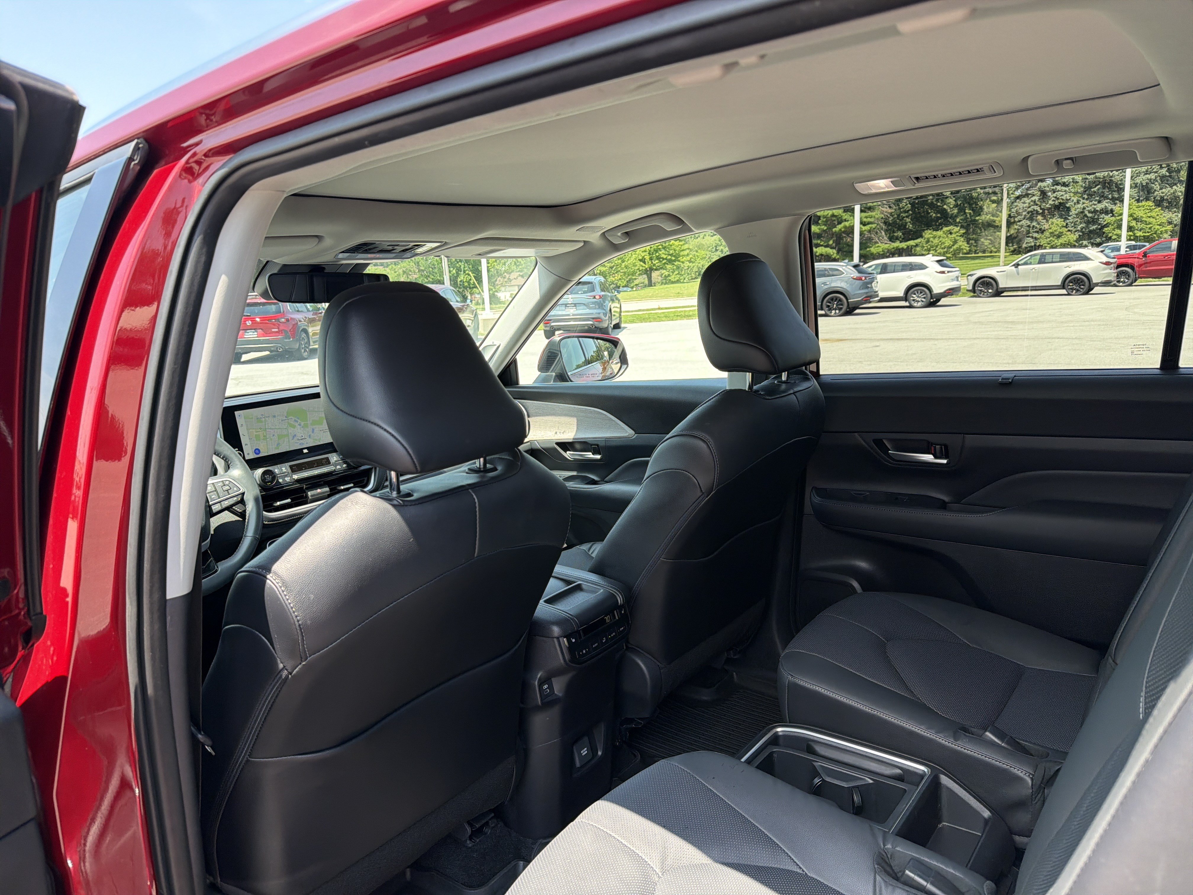 Used 2024 Toyota Grand Highlander AWD Hybrid image 65
