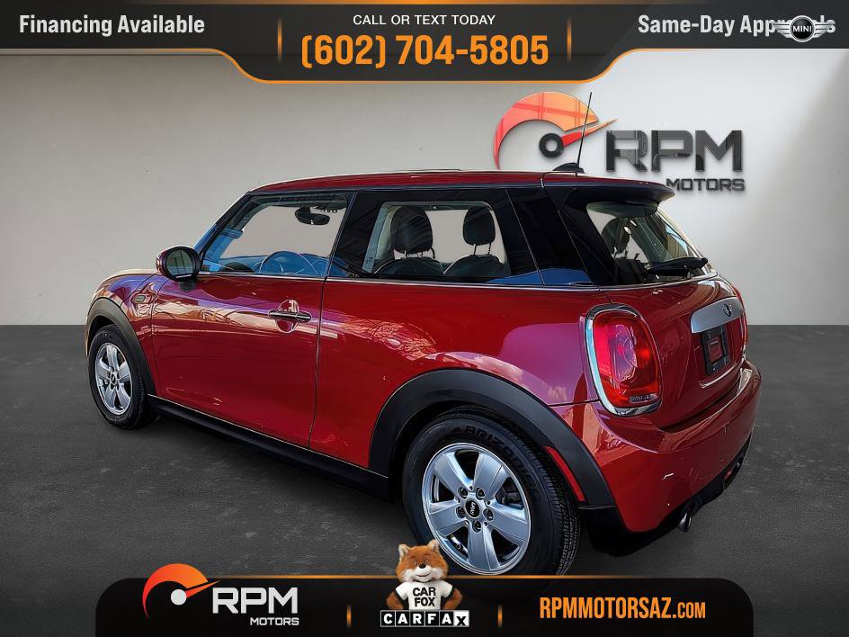 Used 2014 MINI Cooper 2-Door Hardtop image 4