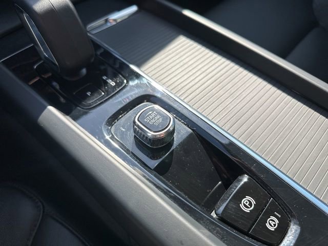 Certified 2023 Volvo XC60 B5 Core w/ Climate Package AWD/4WD image 28