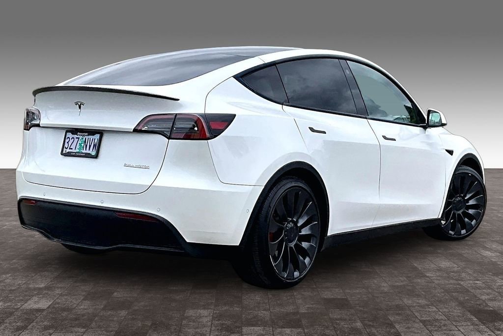 Used 2022 Tesla Model Y Performance AWD/4WD image 14