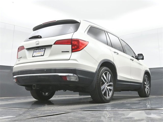 Used 2017 Honda Pilot Touring image 48