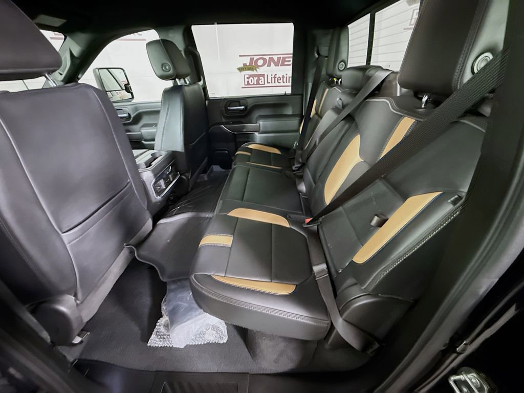 Used 2023 Chevrolet Silverado 2500 LTZ w/ Carhartt Edition AWD/4WD image 28