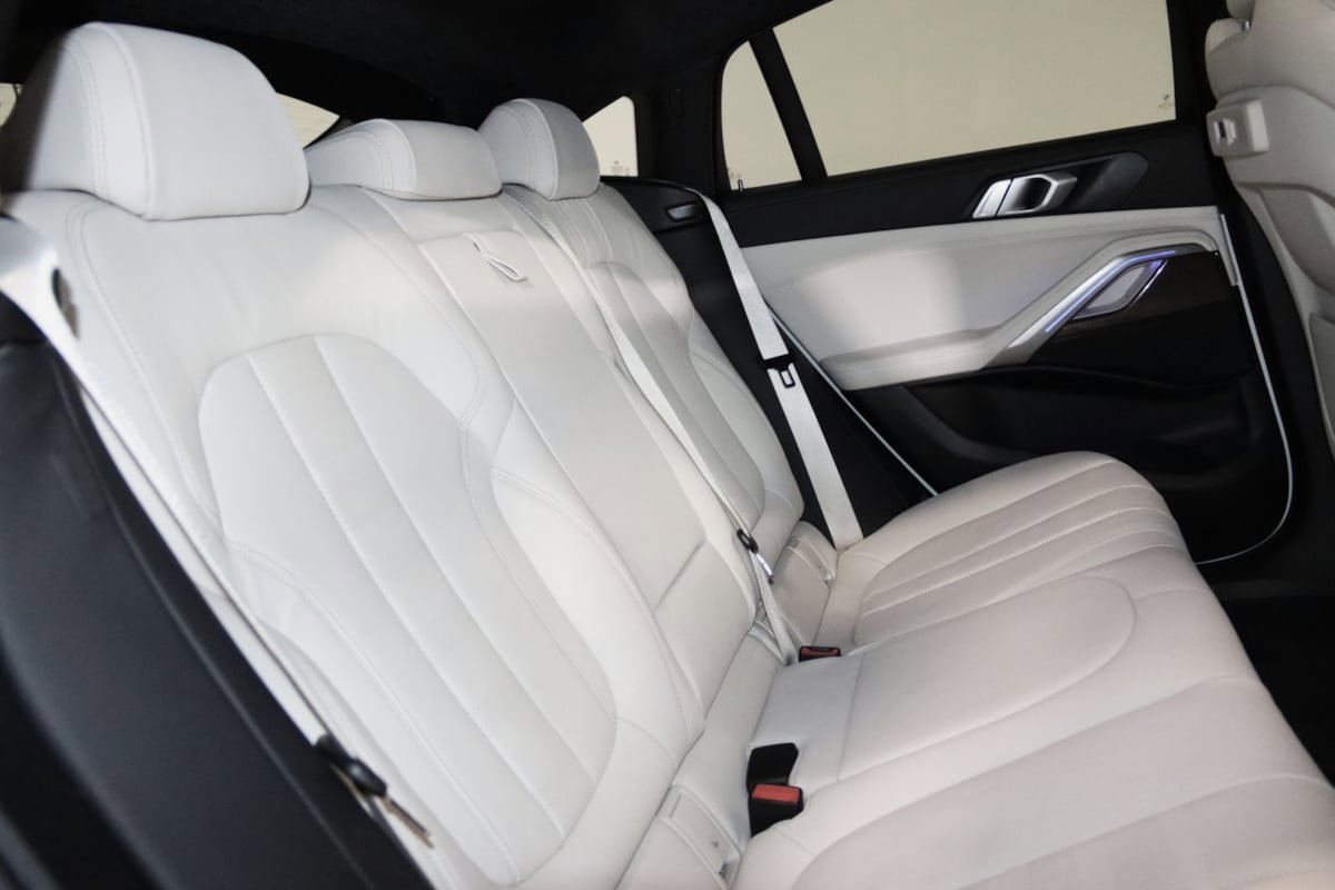 Used 2022 BMW X6 xDrive40i AWD/4WD image 71