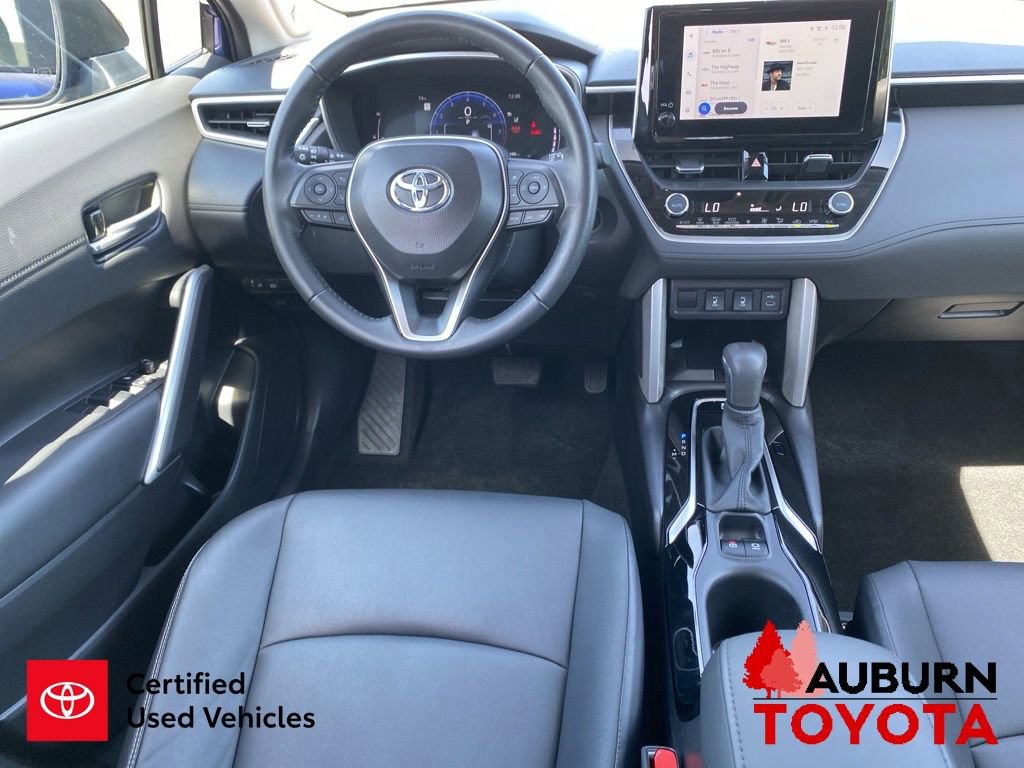 Certified 2025 Toyota Corolla Cross XLE w/ Convenience Package FWD image 29