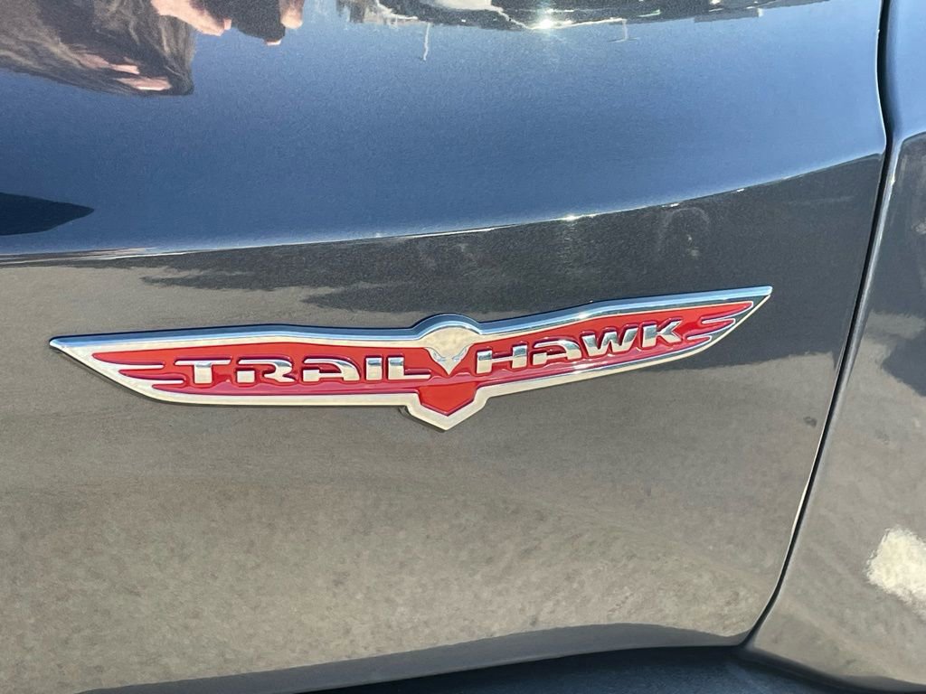 Used 2022 Jeep Renegade Trailhawk image 19