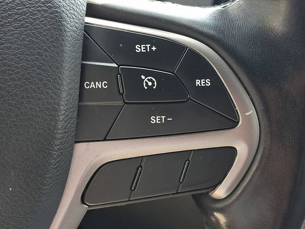 Used 2021 Jeep Grand Cherokee Limited RWD image 28