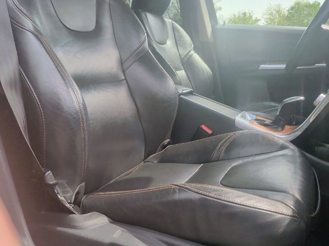 Used 2017 Volvo XC60 T5 Inscription image 19