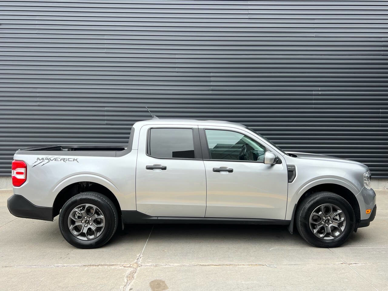 Used 2023 Ford Maverick XLT w/ Equipment Group 300A Standard image 10