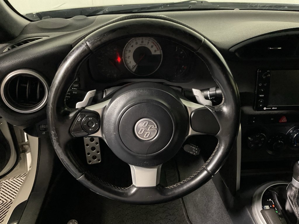 Used 2017 Toyota 86 RWD image 22