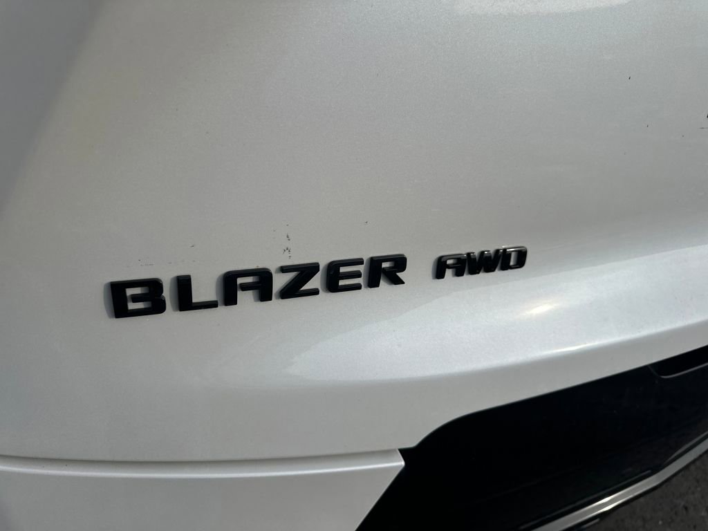 Used 2023 Chevrolet Blazer RS w/ Driver Confidence II Package image 40